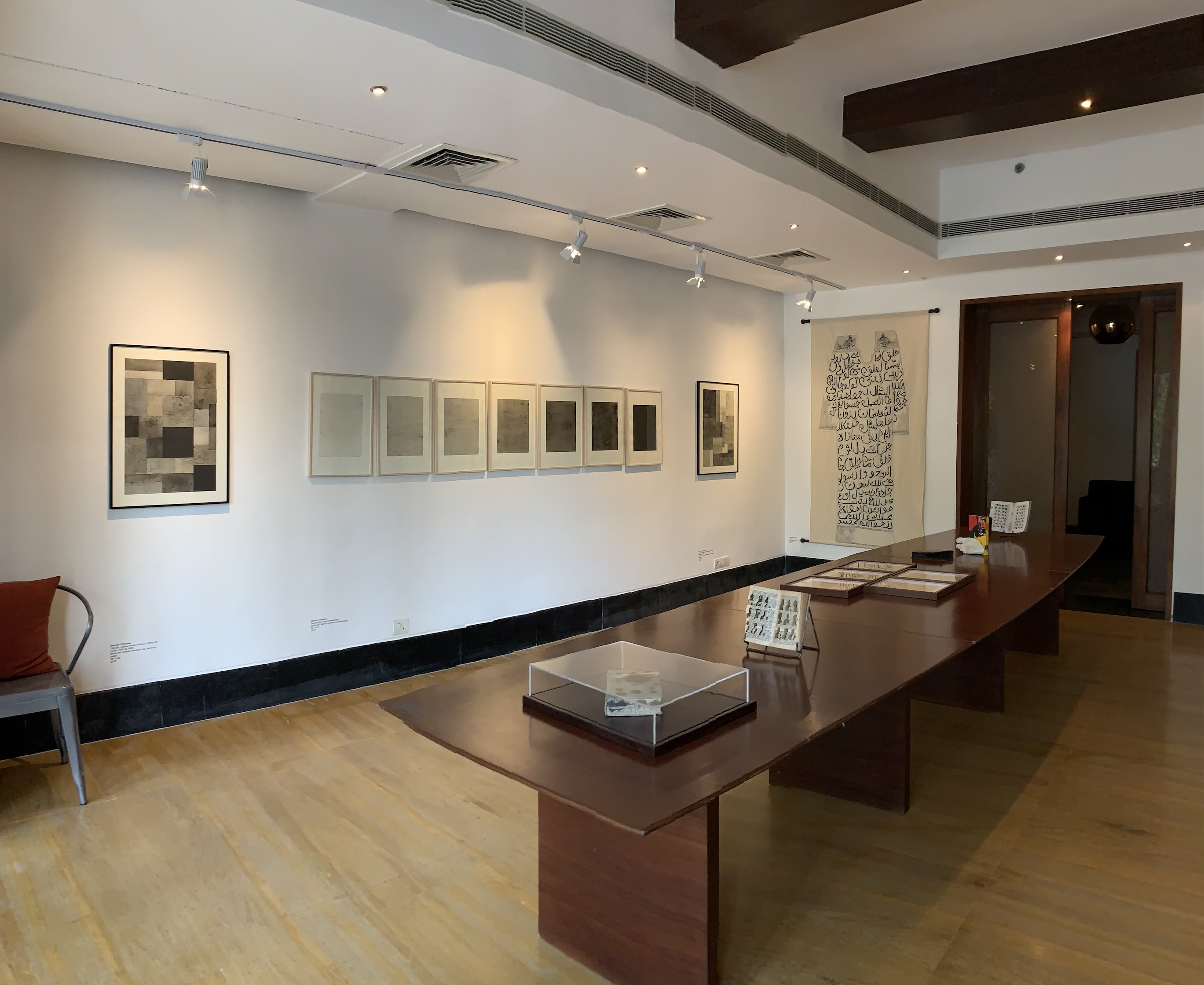 Book Art Show, Manor