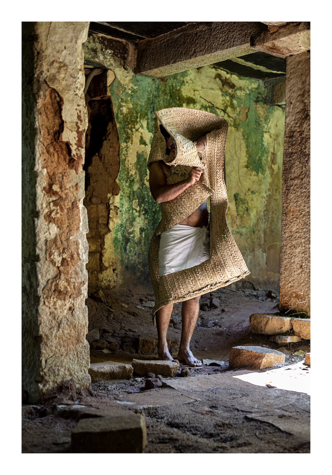Madhu Das, Photography, Performance , site specific